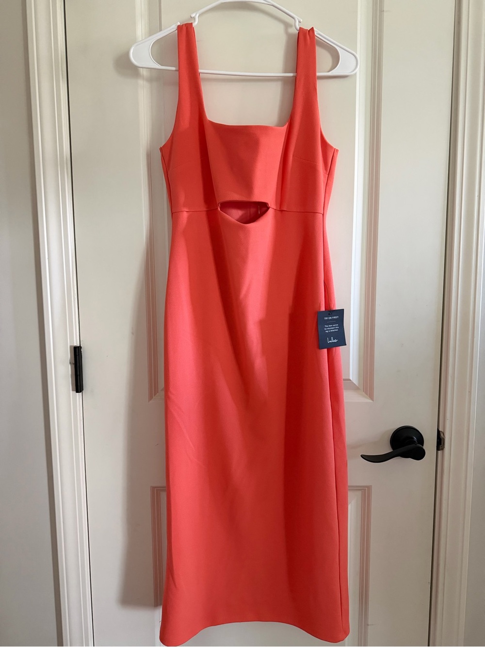 Lulu's Coral Sleeveless Midi Dress with Front Keyhole